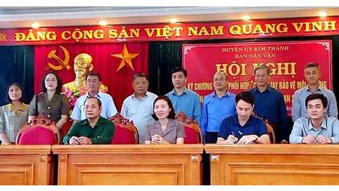 Ký Chương trình phối hợp giai đoạn 2023 -2025 về bảo vệ môi trường trên địa bàn huyện Kim Thành
